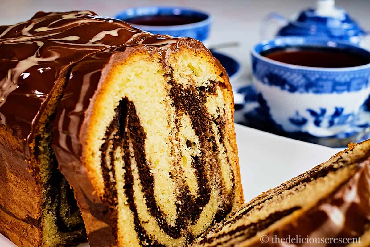 Side view of tahini marble cake.