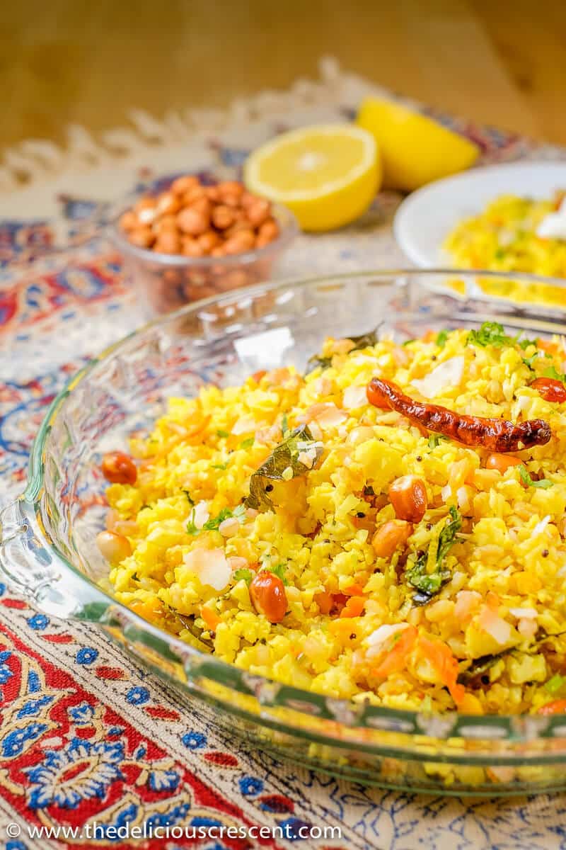Cauliflower lemon rice with farro is a south Indian style dish that is spicy, tangy and so tasty. The light and fluffy cauliflower "rice" is paired with the chewy bite of farro, all wrapped in a lemony taste and aromatic spices.