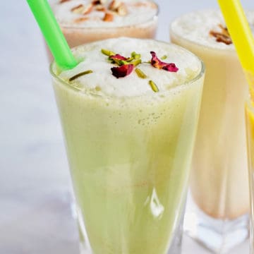 No added sugar pistachio date milkshake.